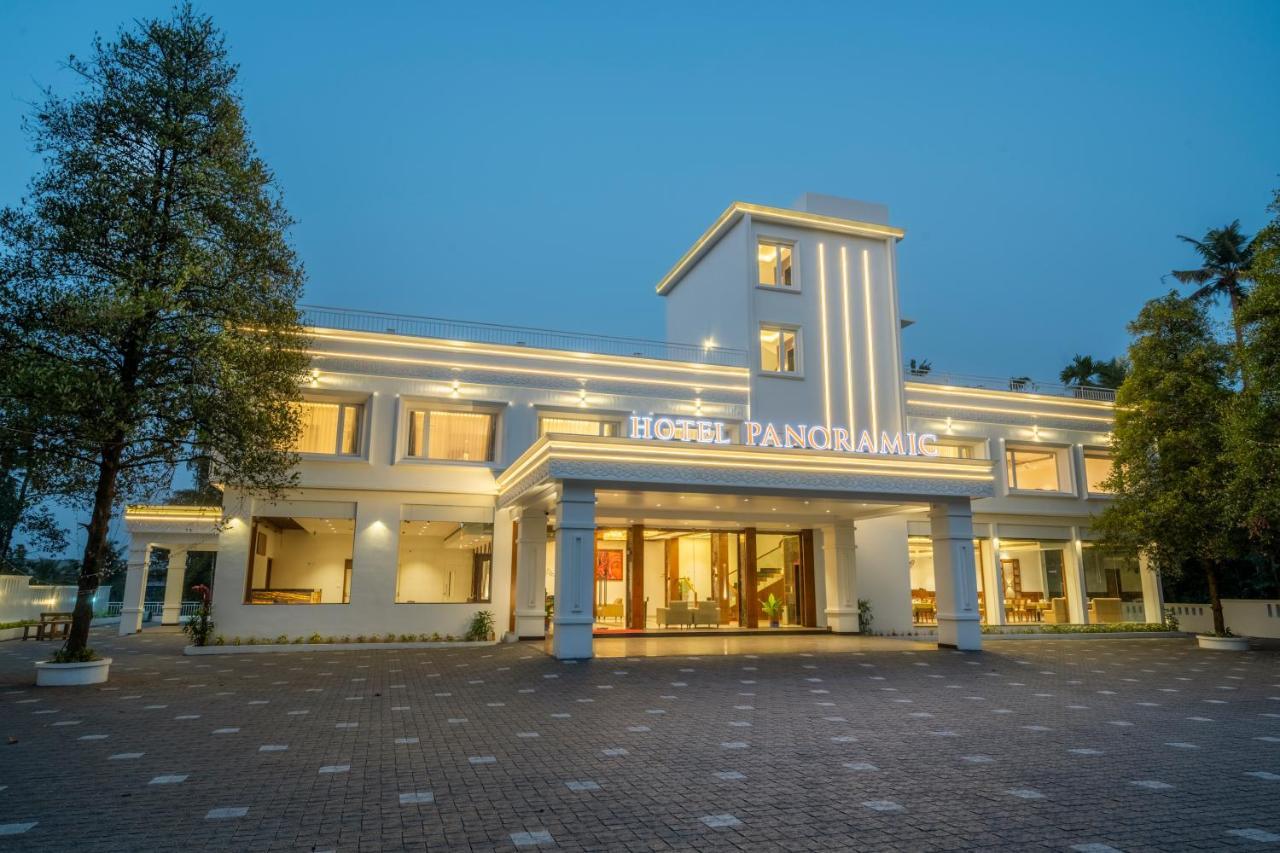 Hotel Panoramic Kochi Exterior foto